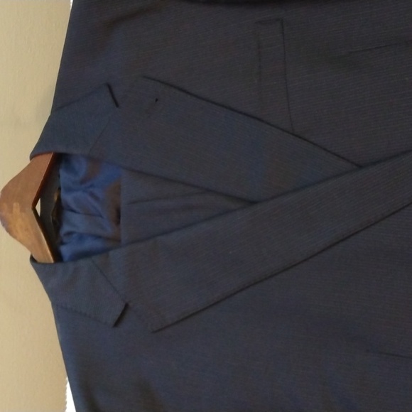 Jos. A. Bank Navy Hairline Stripe Signature Gold Wool Suit 46L - Picture 3 of 13